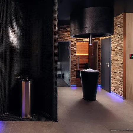 Grund Golf And Ski Hotel 4*