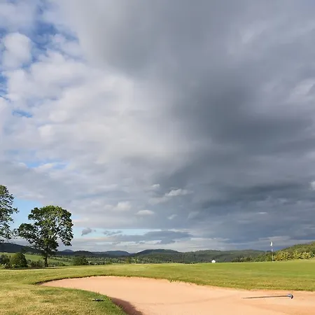 Grund Golf And 4*