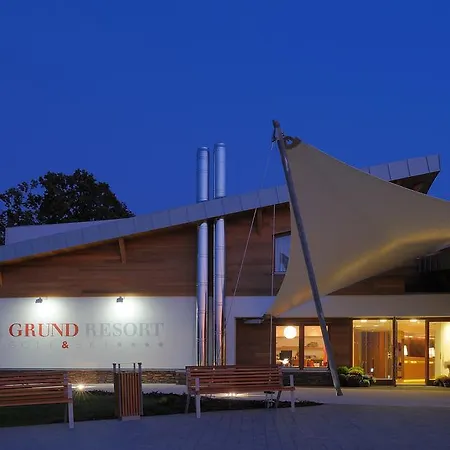 Szálloda Grund Golf And Mladé Buky