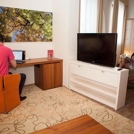 Grund Golf And Hotel 4*