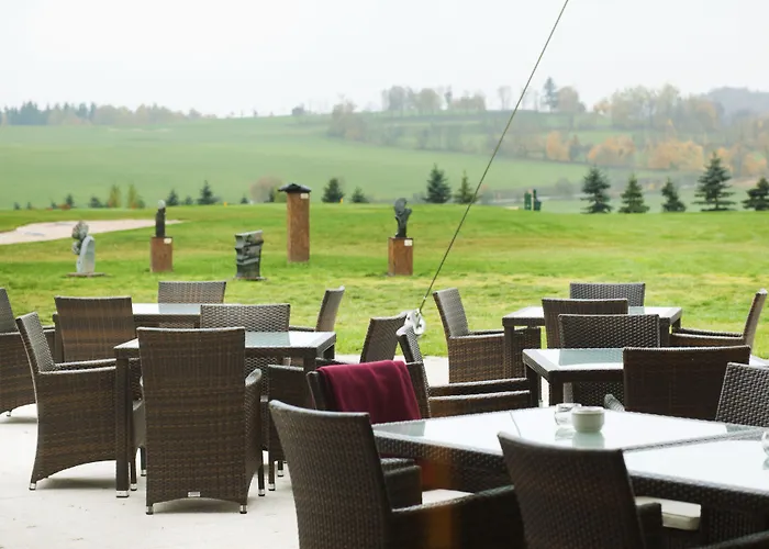 Grund Golf And 4* Mladé Buky