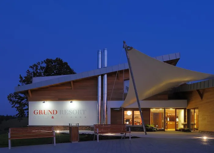 Hotel Grund Golf And Mladé Buky
